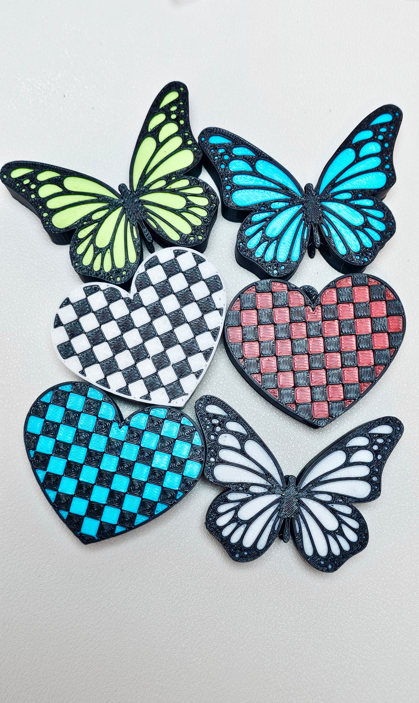 Large Checkered Straw Decor Butterfly and Hearts 40 ounce