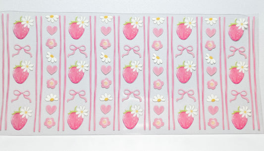 Strawberries Daisies Bows UVDTF Wrap 16 oz
