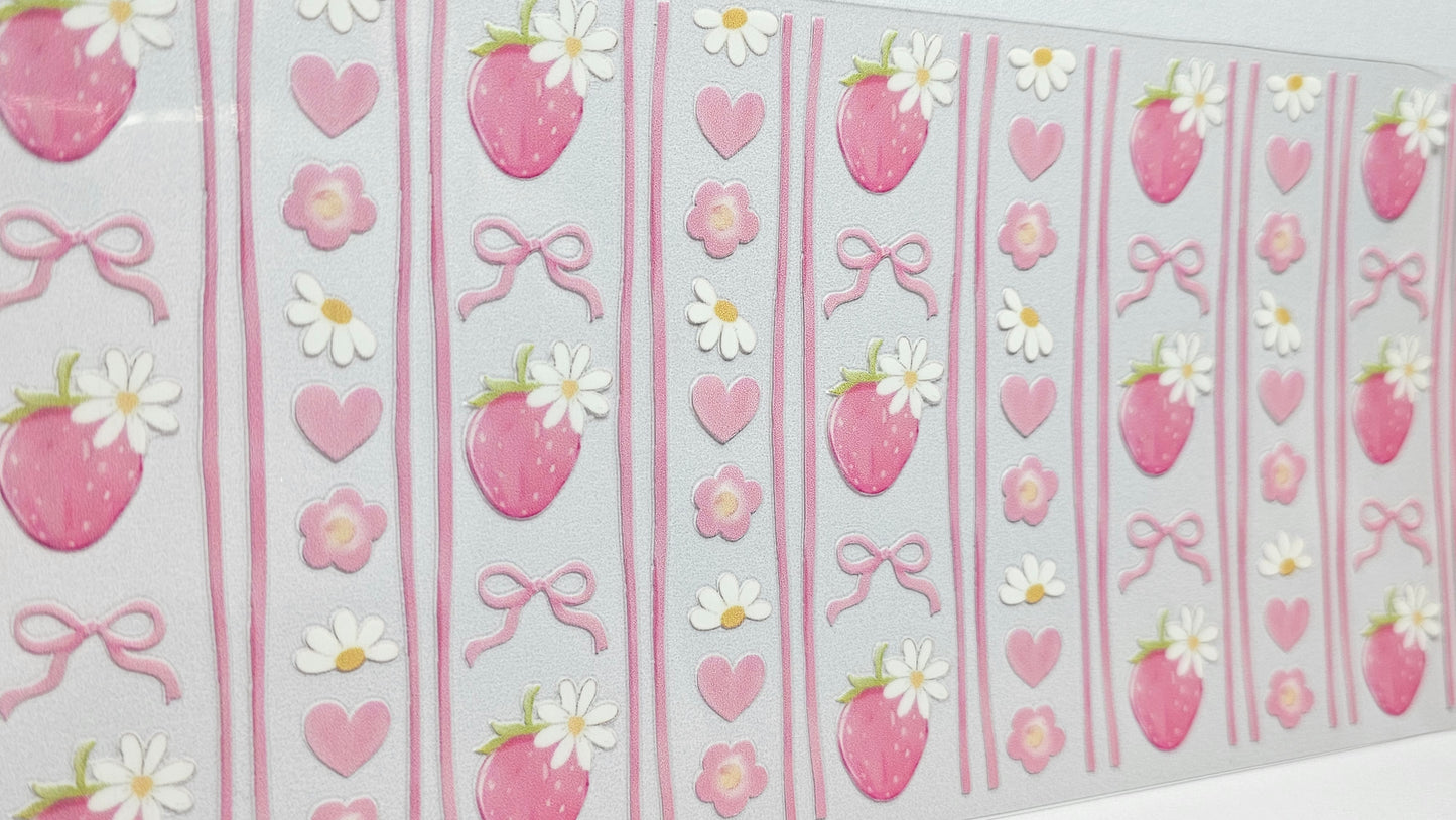 Strawberries Daisies Bows UVDTF Wrap 16 oz