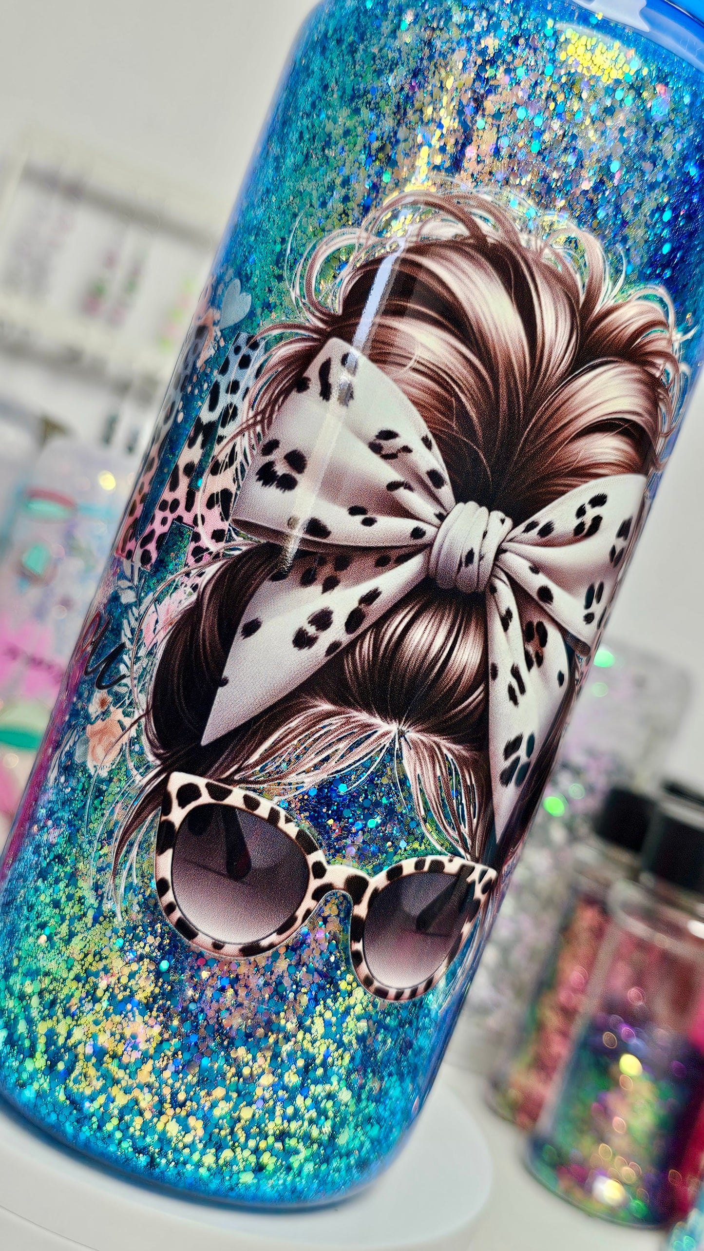 Mama Holographic Color Shifting Glitter Snow Globe Glass Tumbler 20 oz